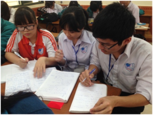 Tuần đầu tiên sau Tết: sôi động và nghiêm túc